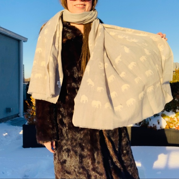 Wool Elephant Long Rectangular Wrap Palatine Scarf - Picture 8 of 16